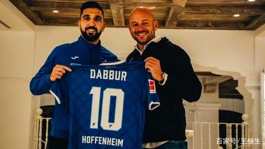 详细阅读:九游娱乐平台詹姆斯连续十场比赛得分超过逆转赛后斯图加特遗憾出局,波尔图围绕德国杯止住颓势看傻球迷的简单介绍 九游娱乐平台詹姆斯连续十场比赛得分超过逆转赛后斯图加特遗憾出局,波尔图围绕德国杯止住颓势看傻球迷的简单介绍